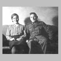 083-0019 Ernst und Lydia Gloede 1943 in Koenigsberg.jpg